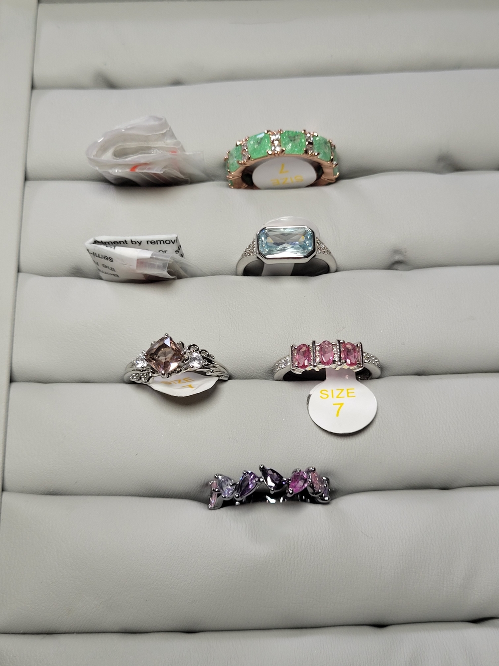 5 Bomb Party CZ And Gemstones Rings - Size 7